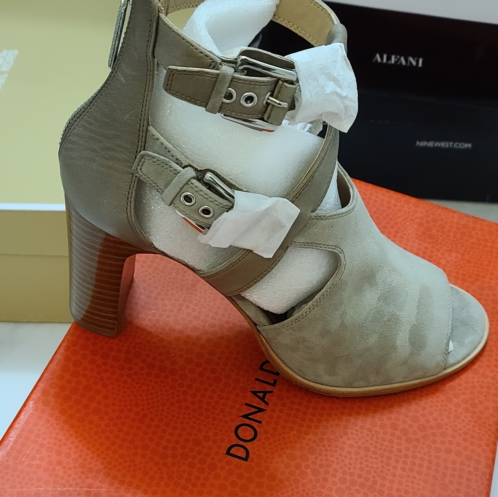 Donald J Pliner women shoes